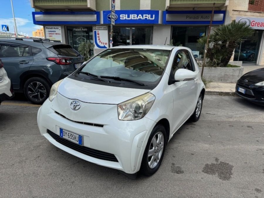 Vendita Toyota IQ 1.0 VVT-I Usato   Palermo